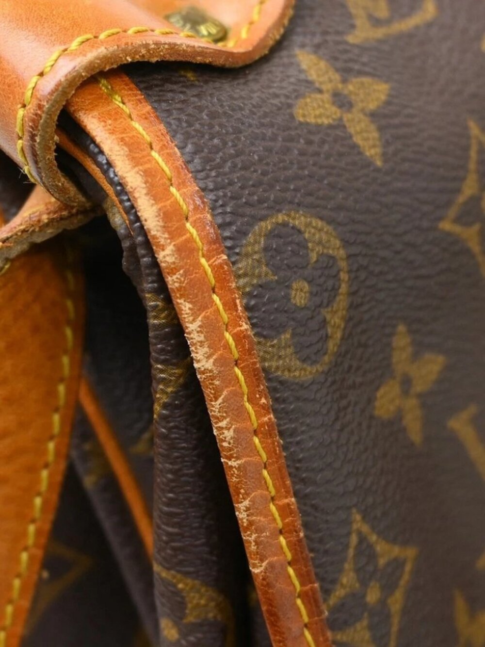 LOUIS VUITTON SAUMUR 35 SHOULDER BAG MONOGRAM - Picture 5 of 14